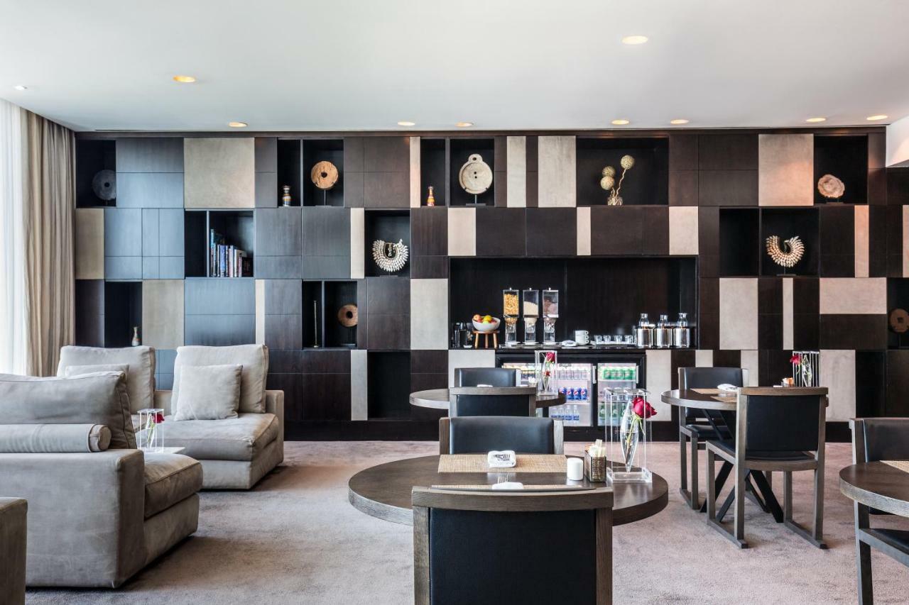 The Canvas Dubai - Mgallery Hotel Collection Exterior foto The interior of a suite at the hotel